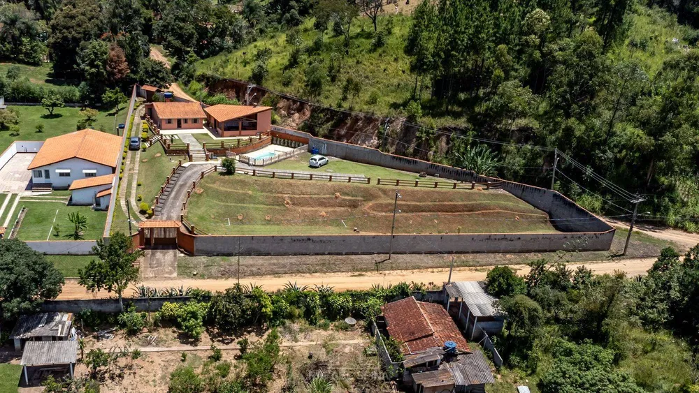 Chácara, 2 quartos, 2227 m² - Foto 2
