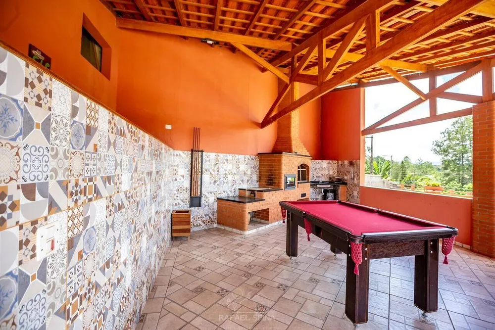 Chácara, 2 quartos, 2227 m² - Foto 1