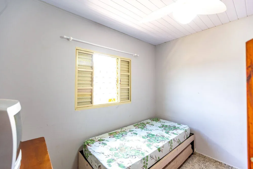 Chácara, 2 quartos, 2227 m² - Foto 2