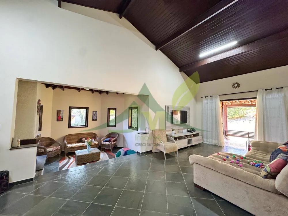 Chácara, 3 quartos, 1000 m² - Foto 1