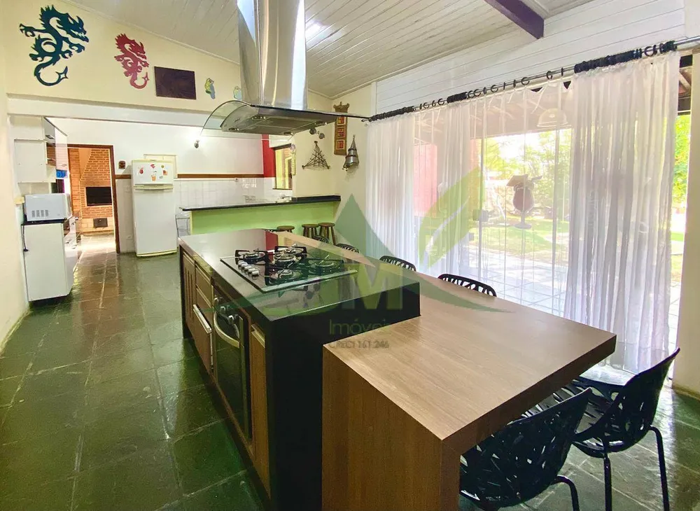 Chácara, 8 quartos, 3582 m² - Foto 4