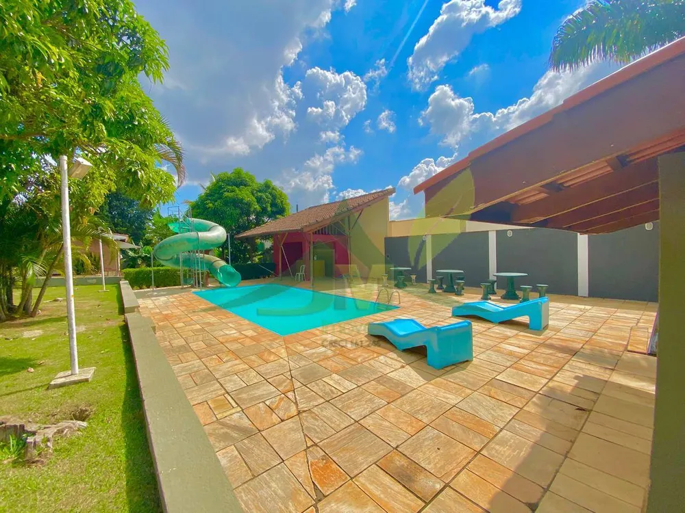 Chácara, 8 quartos, 3582 m² - Foto 1