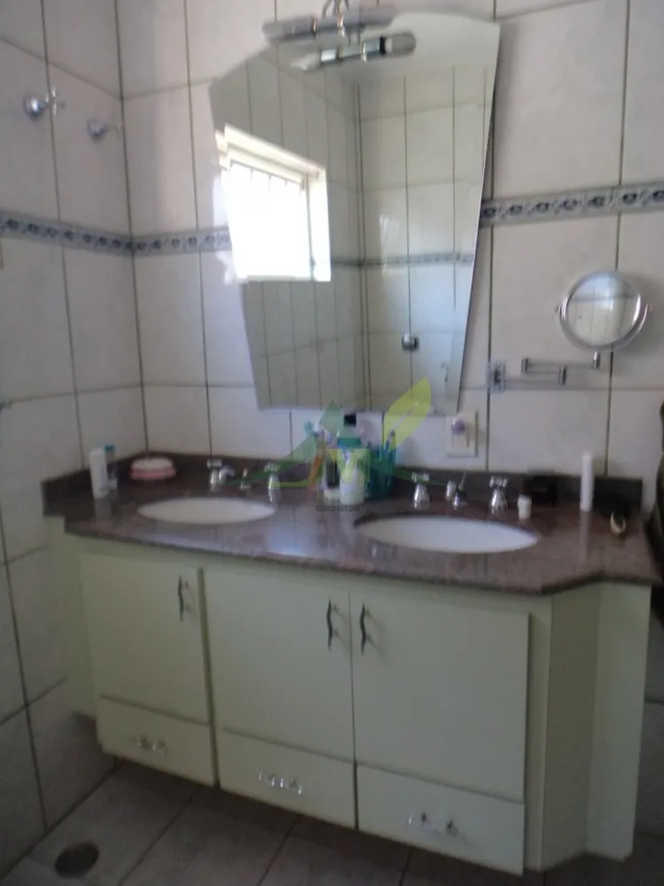 Casa, 4 quartos, 600 m² - Foto 1