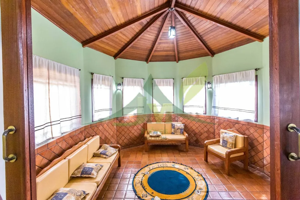 Sítio, 5 quartos, 1500 m² - Foto 2