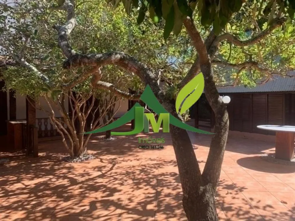 Casa, 4 quartos, 1780 m² - Foto 1