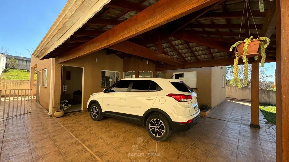 Chácara, 3 quartos, 700 m² - Foto 1