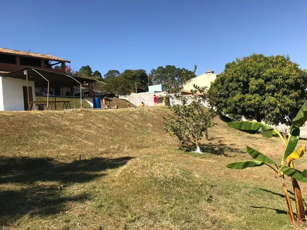 Chácara, 3 quartos, 3115 m² - Foto 1