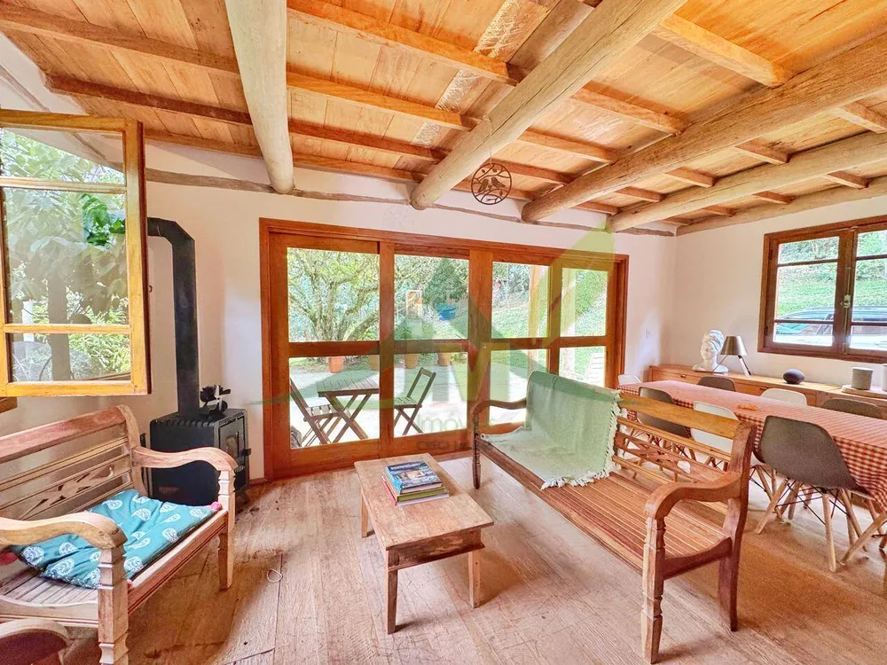 Sítio, 2 quartos, 9 hectares - Foto 1
