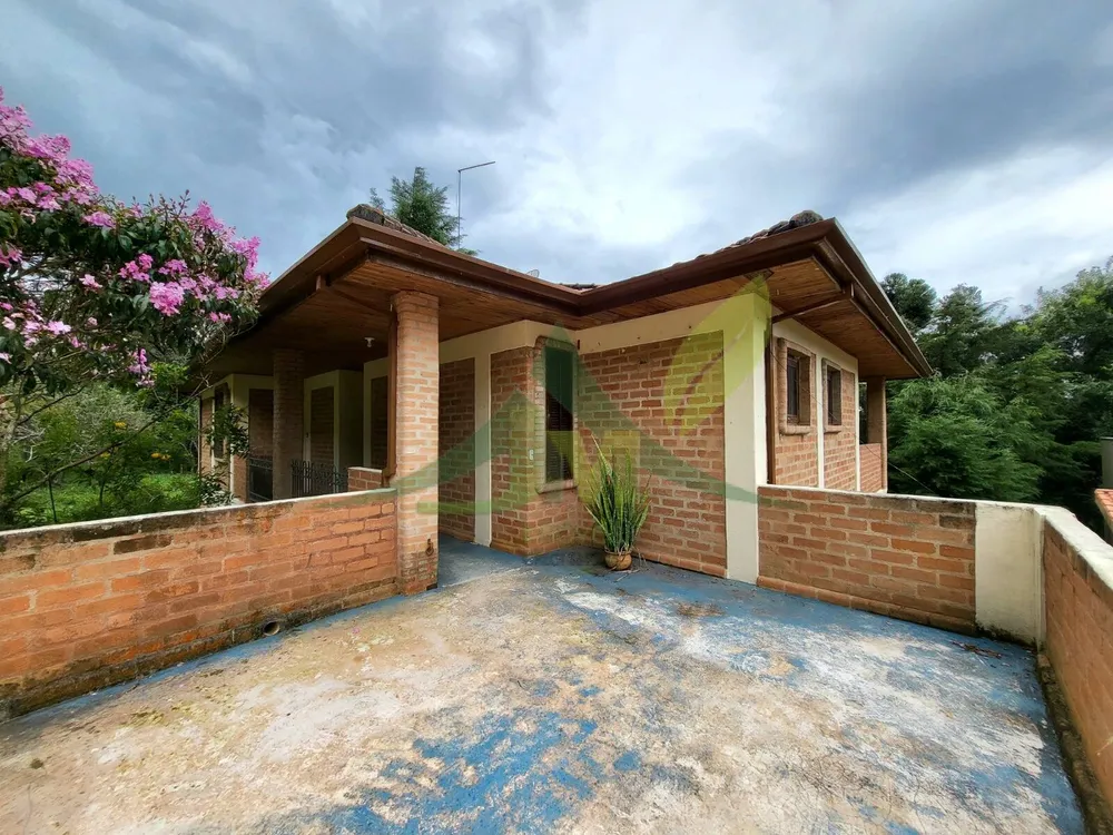 Sítio, 3 quartos, 1000 m² - Foto 1