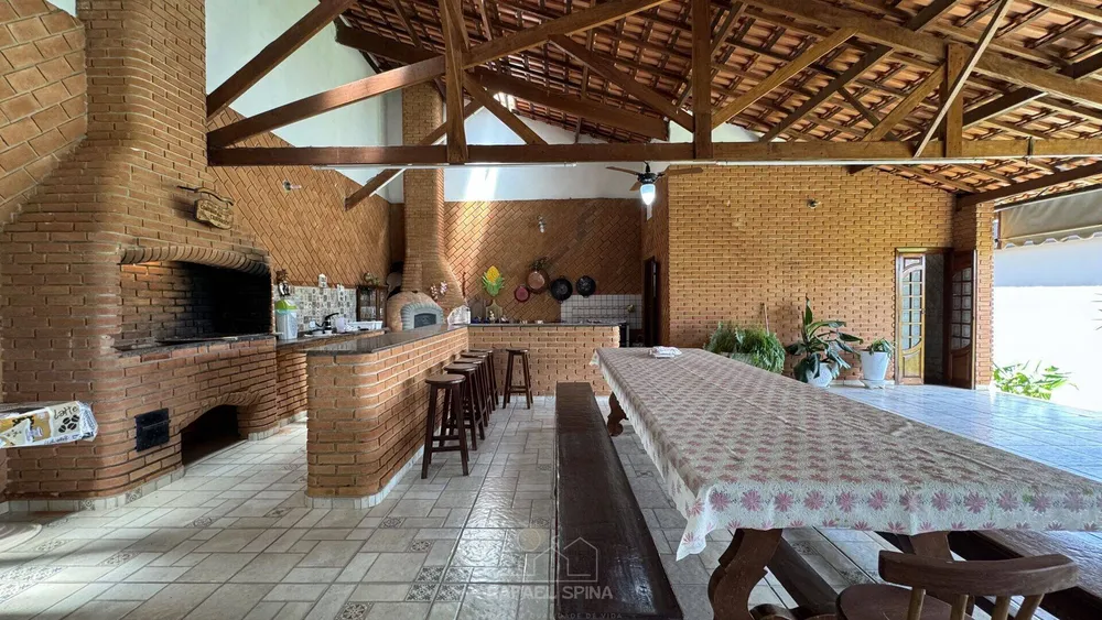 Chácara, 3 quartos, 2000 m² - Foto 1