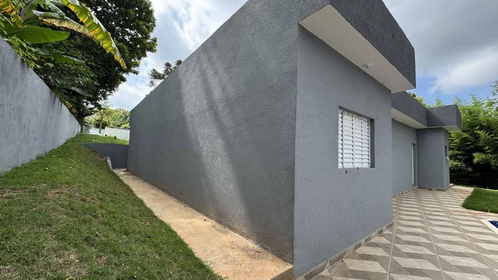 Chácara, 3 quartos, 1250 m² - Foto 1
