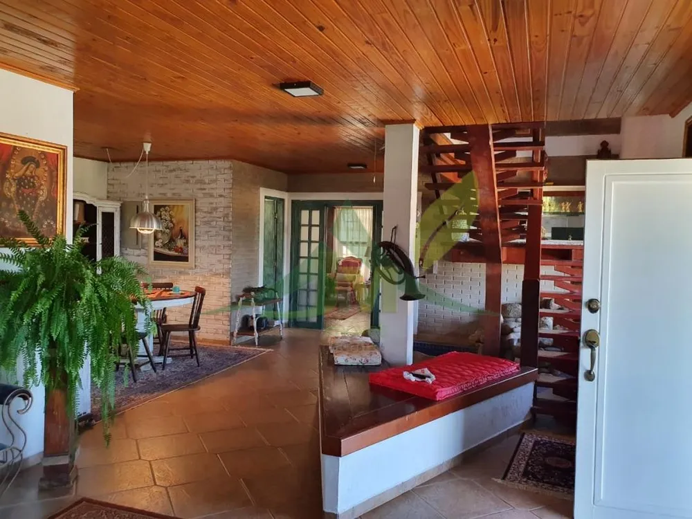 Sítio, 4 quartos, 1000 m² - Foto 4