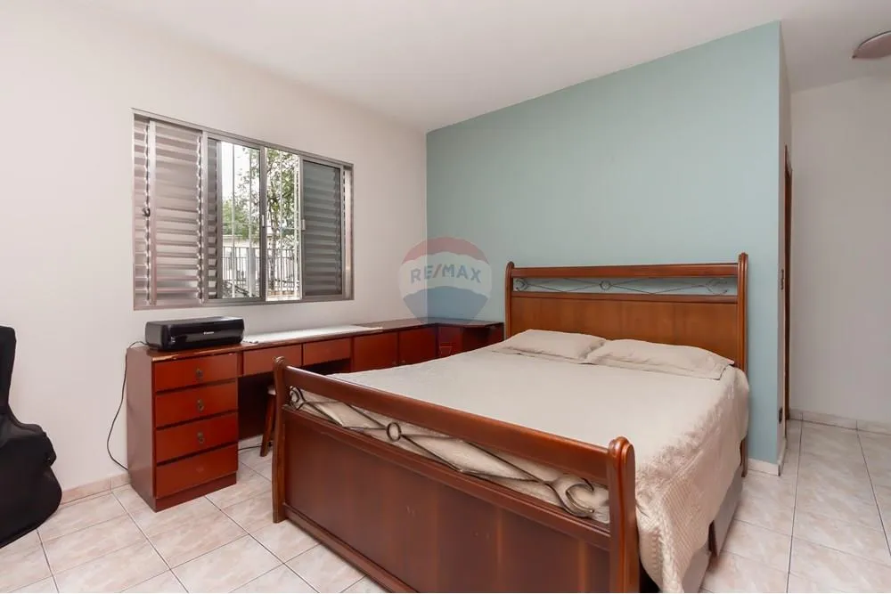 Casa, 3 quartos, 195 m² - Foto 2