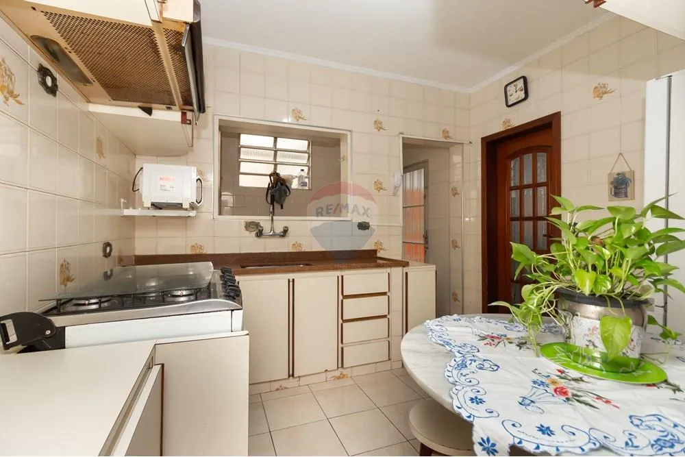 Casa, 3 quartos, 195 m² - Foto 1