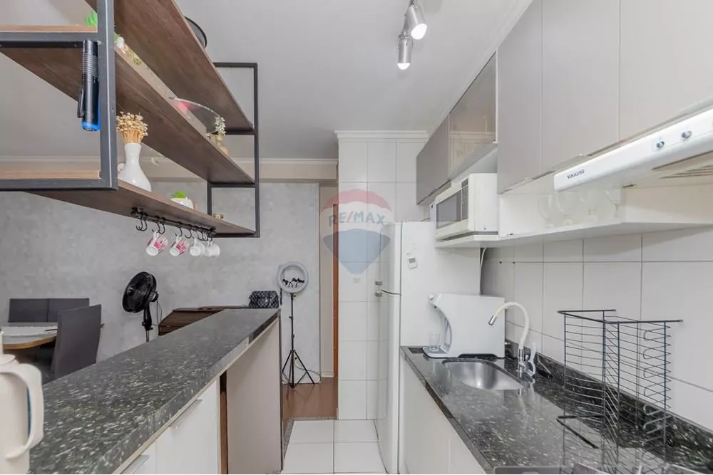 Apartamento à venda com 2 quartos, 46m² - Foto 6