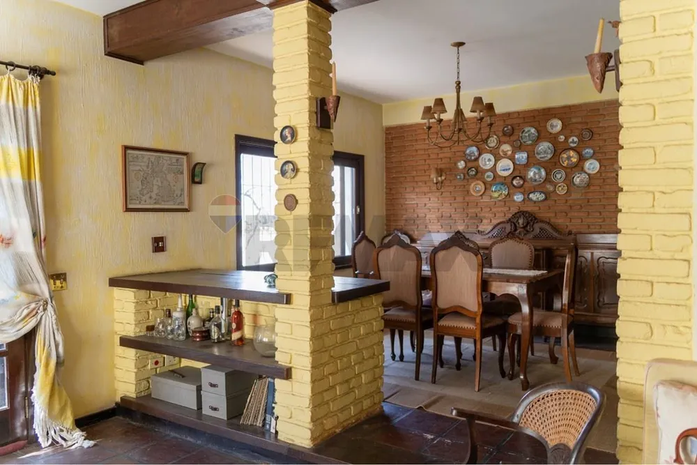 Sobrado, 5 quartos, 255 m² - Foto 1