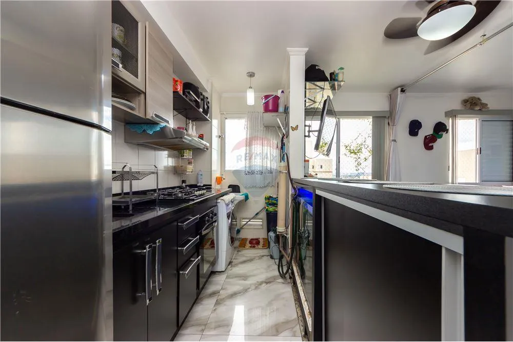 Apartamento, 1 quarto, 27 m² - Foto 2