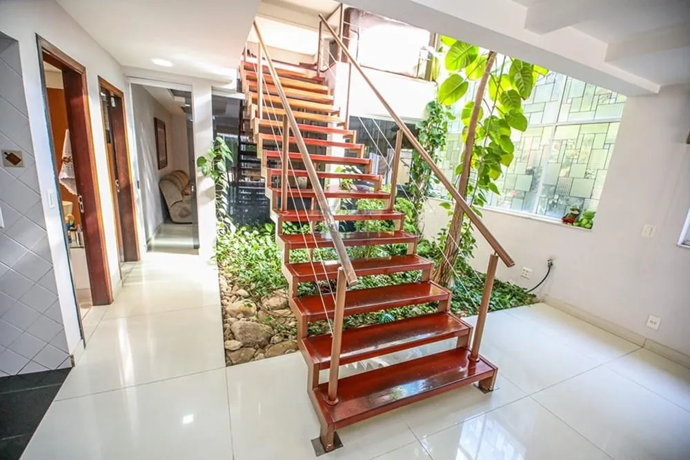 Casa, 6 quartos, 100 m² - Foto 3