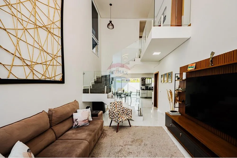 Casa, 3 quartos, 189 m² - Foto 1
