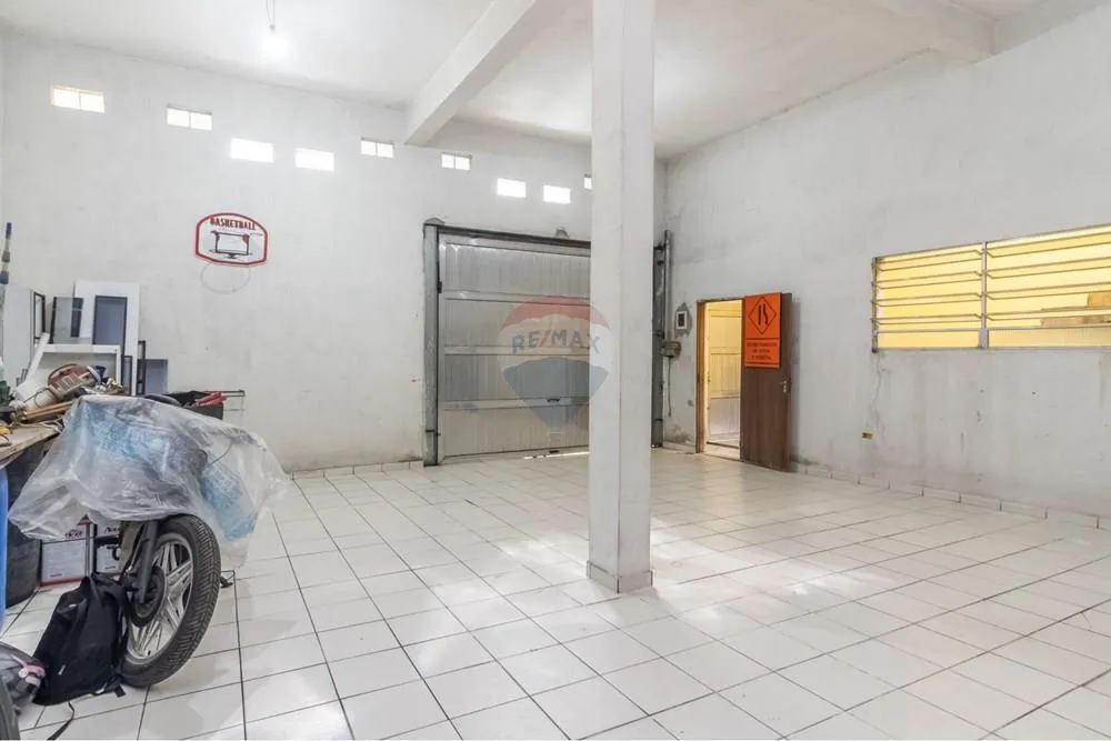 Casa, 2 quartos, 250 m² - Foto 2