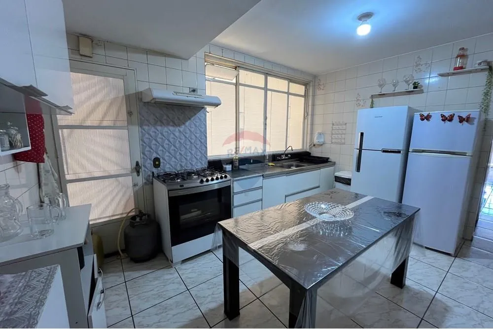 Casa, 5 quartos, 200 m² - Foto 8