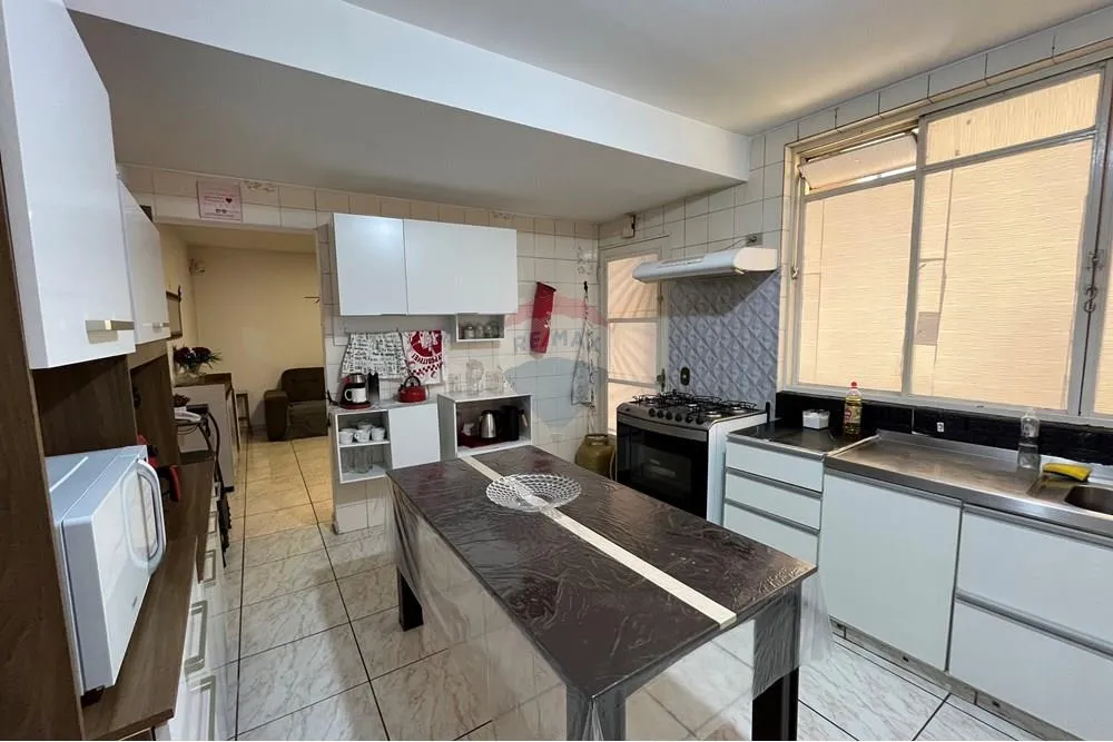 Casa, 5 quartos, 200 m² - Foto 3