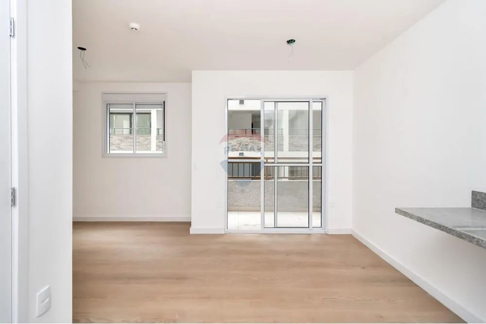 Apartamento, 1 quarto, 27 m² - Foto 2