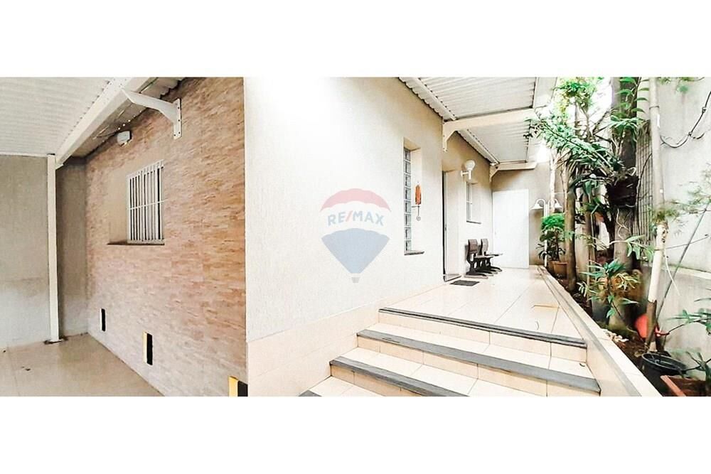 Casa à venda com 3 quartos, 230m² - Foto 1