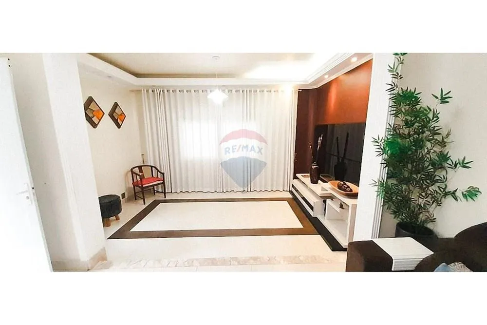 Casa, 3 quartos, 230 m² - Foto 3