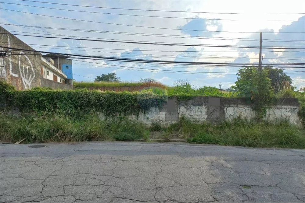 Loteamento e Condomínio, 2700 m² - Foto 2