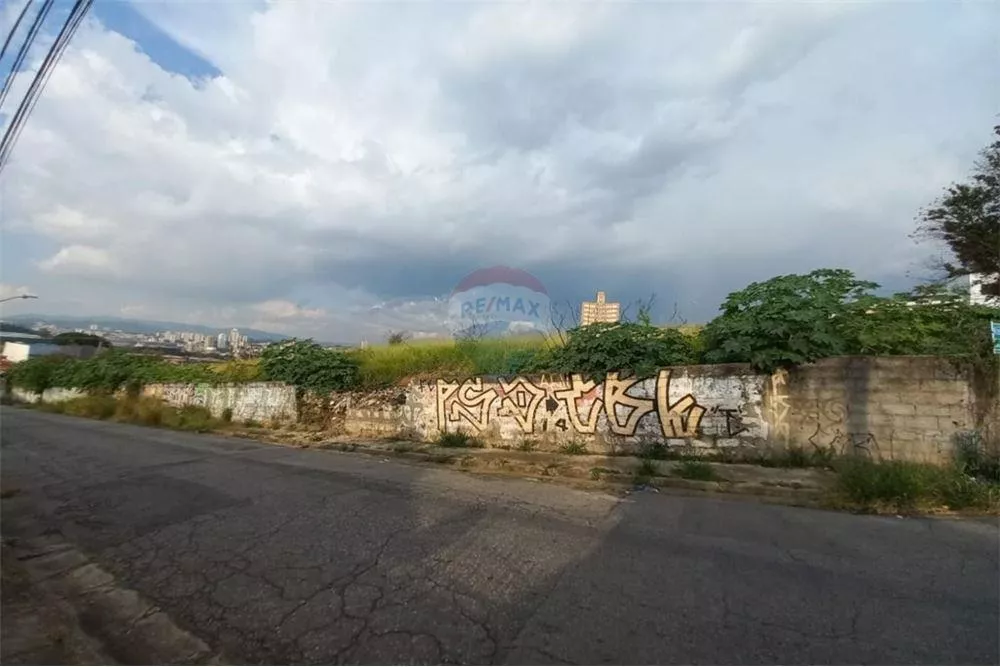 Loteamento e Condomínio, 2700 m² - Foto 4