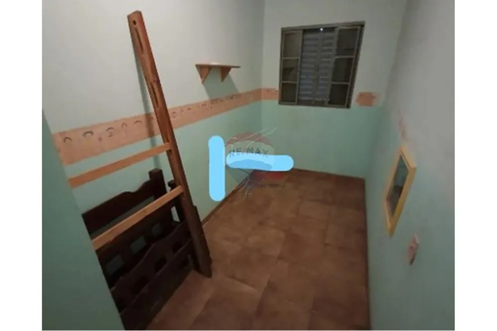 Casa, 6 quartos, 188 m² - Foto 2