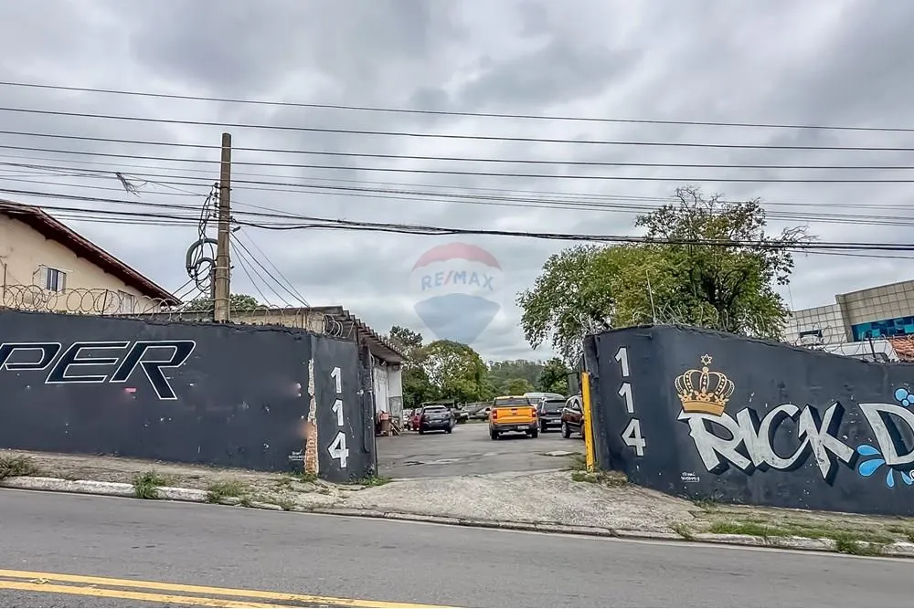 Loteamento e Condomínio, 1612 m² - Foto 1
