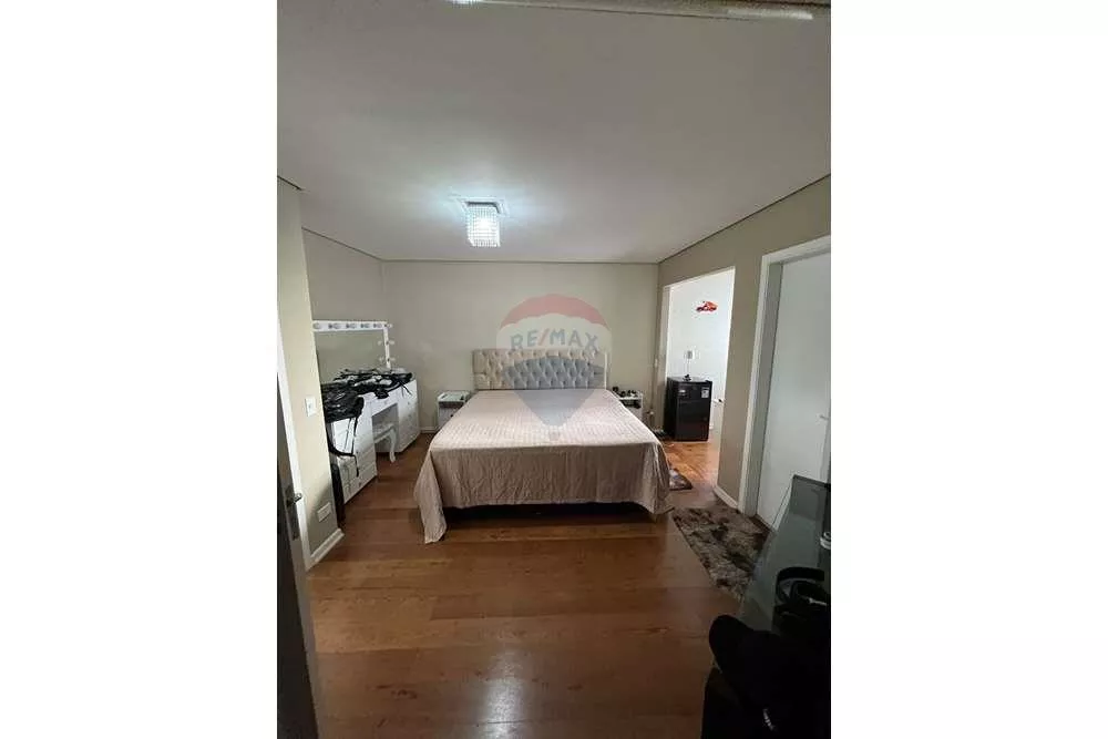 Apartamento para alugar com 3 quartos, 210m² - Foto 7