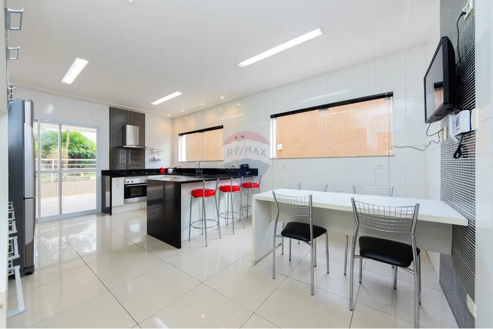 Casa, 3 quartos, 356 m² - Foto 2