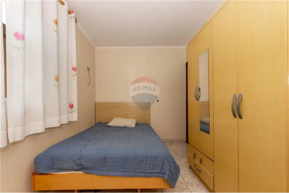 Casa, 4 quartos, 175 m² - Foto 1
