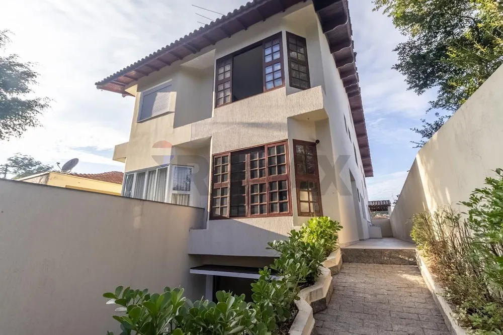 Sobrado, 3 quartos, 225 m² - Foto 2