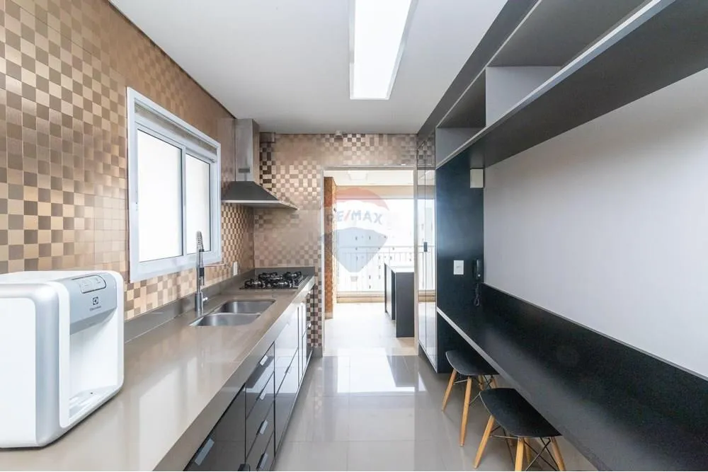 Apartamento, 3 quartos, 171 m² - Foto 2