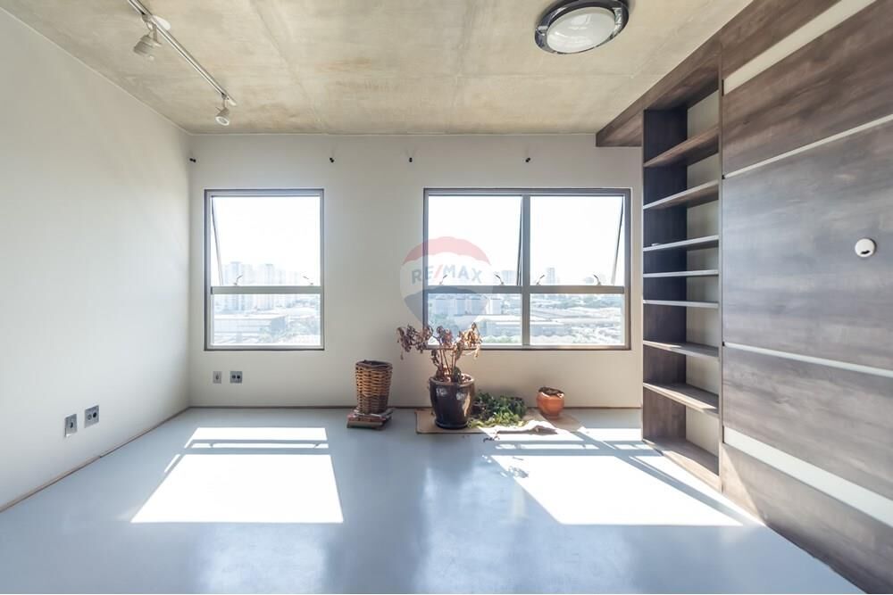 Apartamento à venda com 2 quartos, 70m² - Foto 3