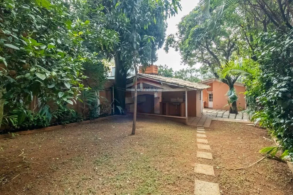 Casa, 4 quartos, 250 m² - Foto 11
