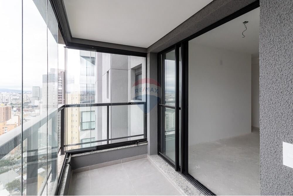 Apartamento à venda com 2 quartos, 61m² - Foto 4