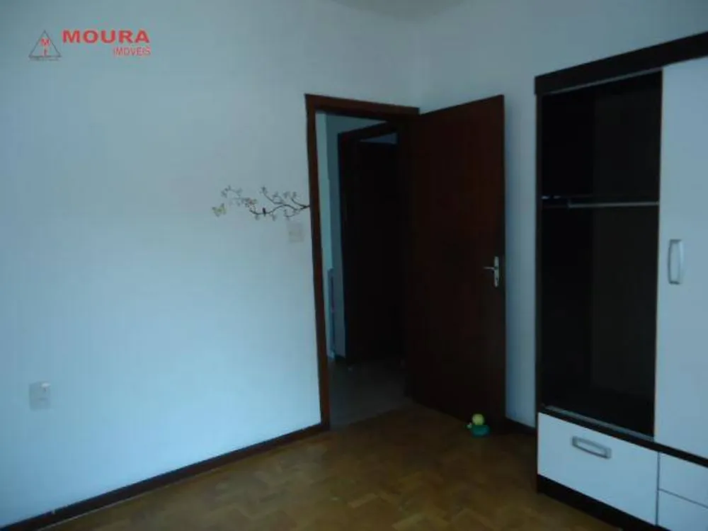 Casa, 3 quartos, 306 m² - Foto 2
