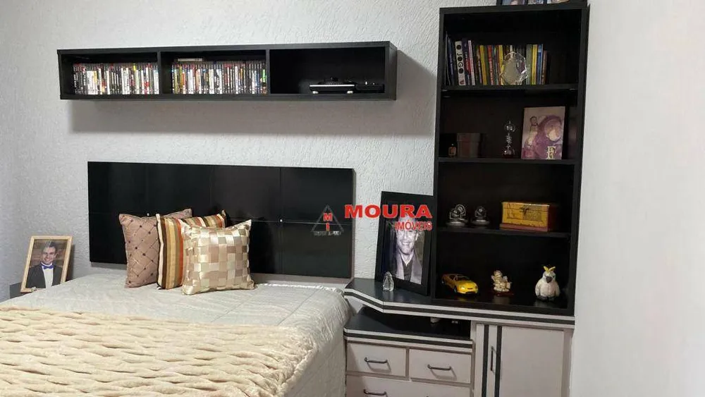 Sobrado, 3 quartos, 227 m² - Foto 1