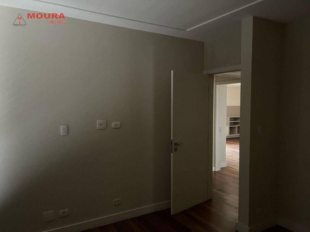 Apartamento à venda com 4 quartos, 240m² - Foto 7