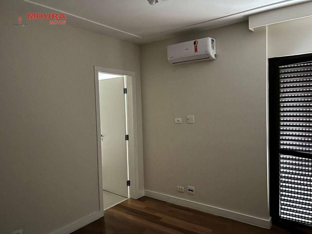Apartamento à venda com 4 quartos, 240m² - Foto 5