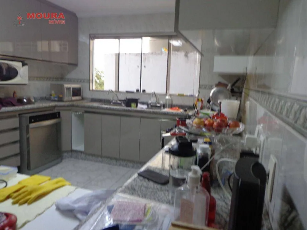 Casa, 5 quartos, 295 m² - Foto 3