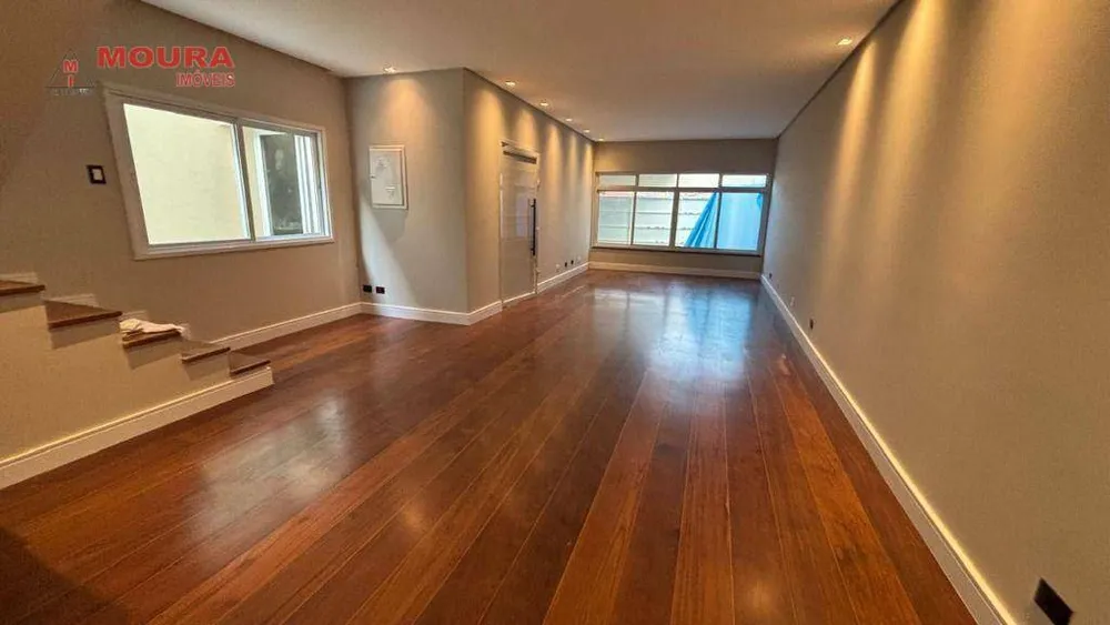 Sobrado, 4 quartos, 236 m² - Foto 2