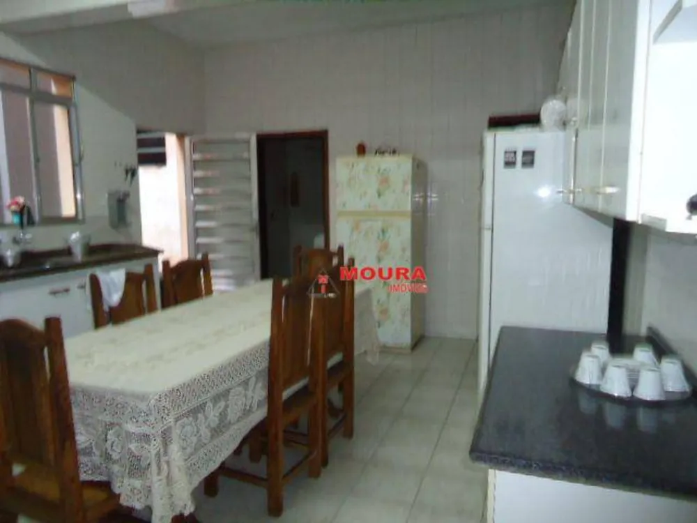 Sobrado, 3 quartos, 146 m² - Foto 2