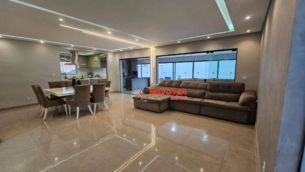Casa, 3 quartos, 180 m² - Foto 8