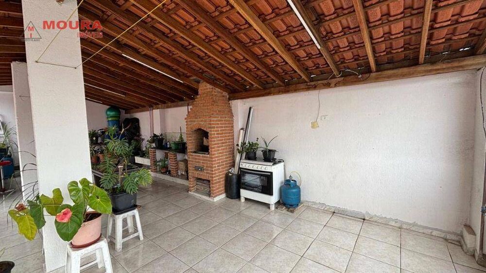 Sobrado, 4 quartos, 225 m² - Foto 2